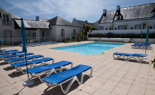 Retour De Plage Locmaria Exterior photo